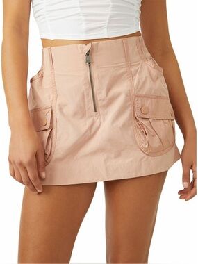 Free People movement Thru Hiker
Skort , sz : XS